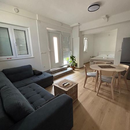 Studio Apartman Sedmica Задар Экстерьер фото