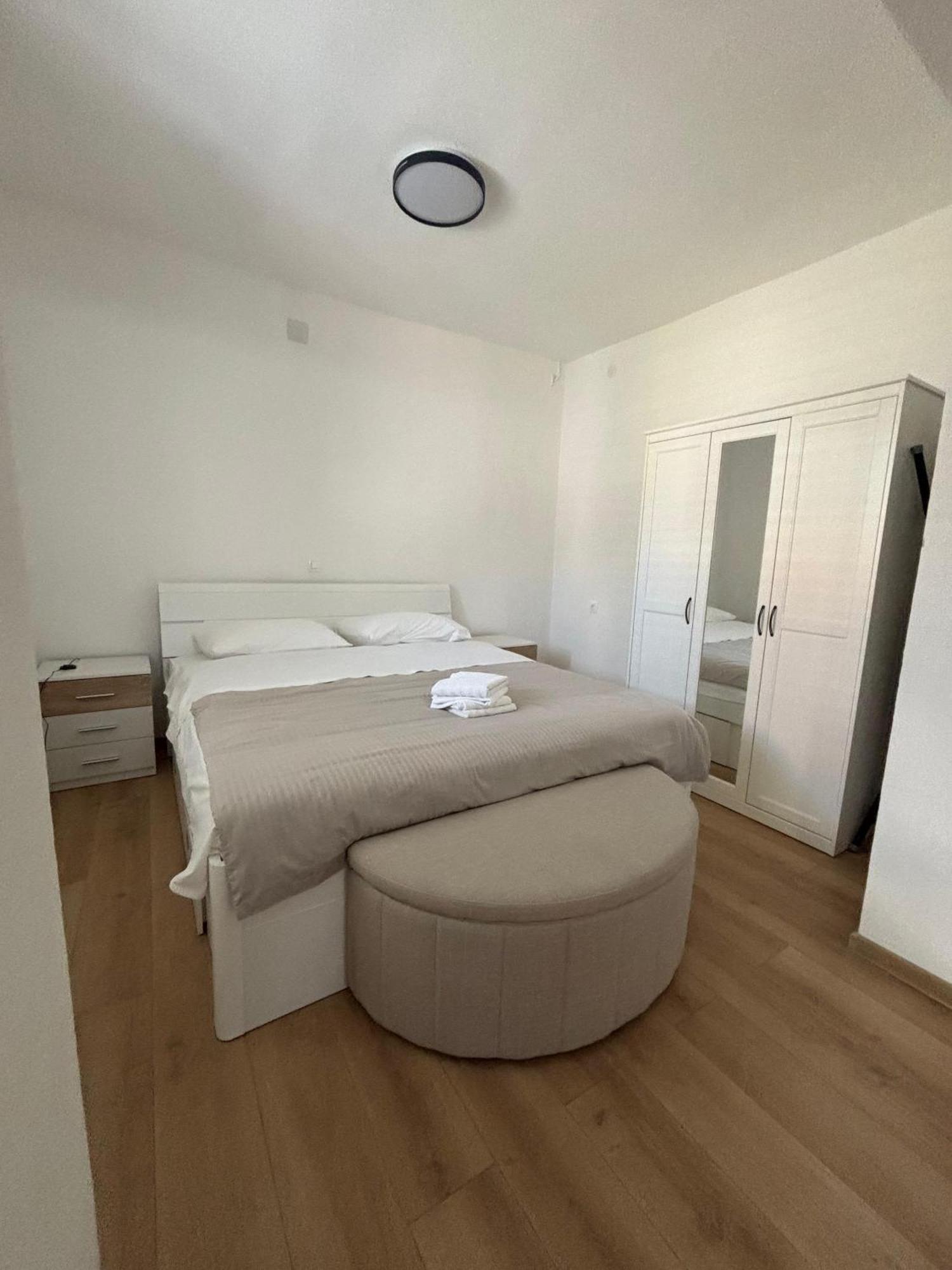 Studio Apartman Sedmica Задар Экстерьер фото